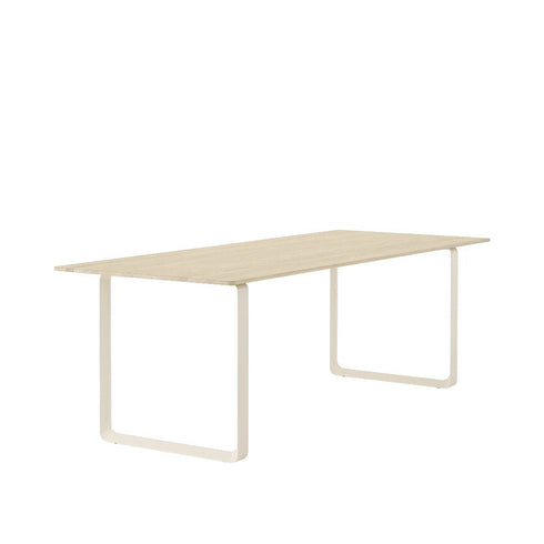 70/70 Table 225x90cm / Solid Oak